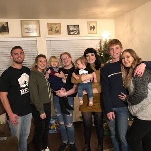 Meet your Posher, Lori